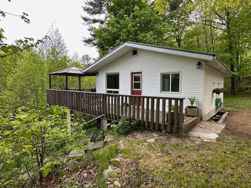 1024 Harrington Lane, Arden - Frontenac Centre image-0-0