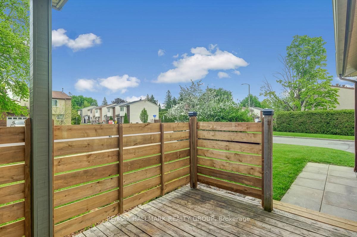 Townhouse for sale at 1701 Lafrance Drive, Ottawa, Queenswood Heights South, K1E 2L7 - MLS: X12165246
