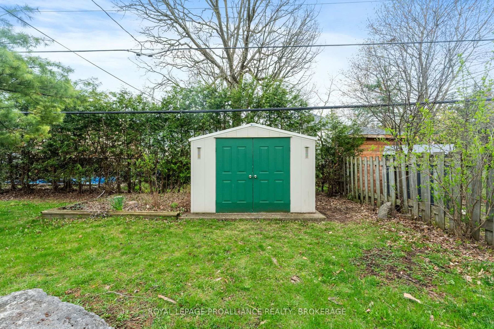 Listing Image 10