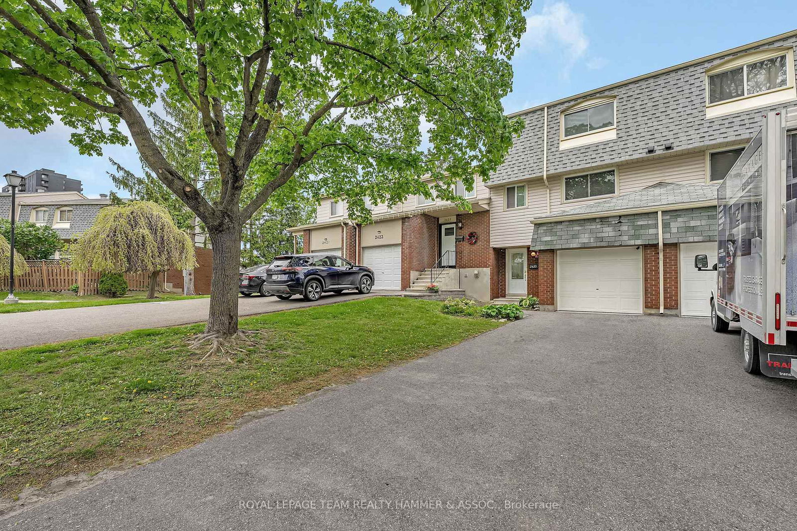 Townhouse for sale at 65-2425 Southvale Crescent, Ottawa, Sheffield Glen/Industrial Park, K1B 4T8 - MLS: X12165361