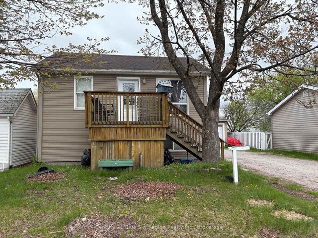 96 Nelson Avenue