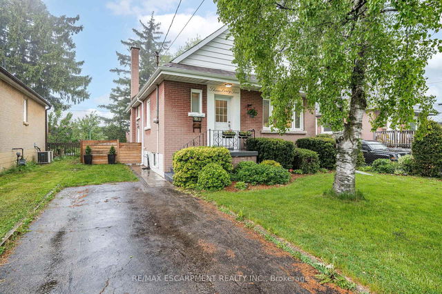342 East 15th Street