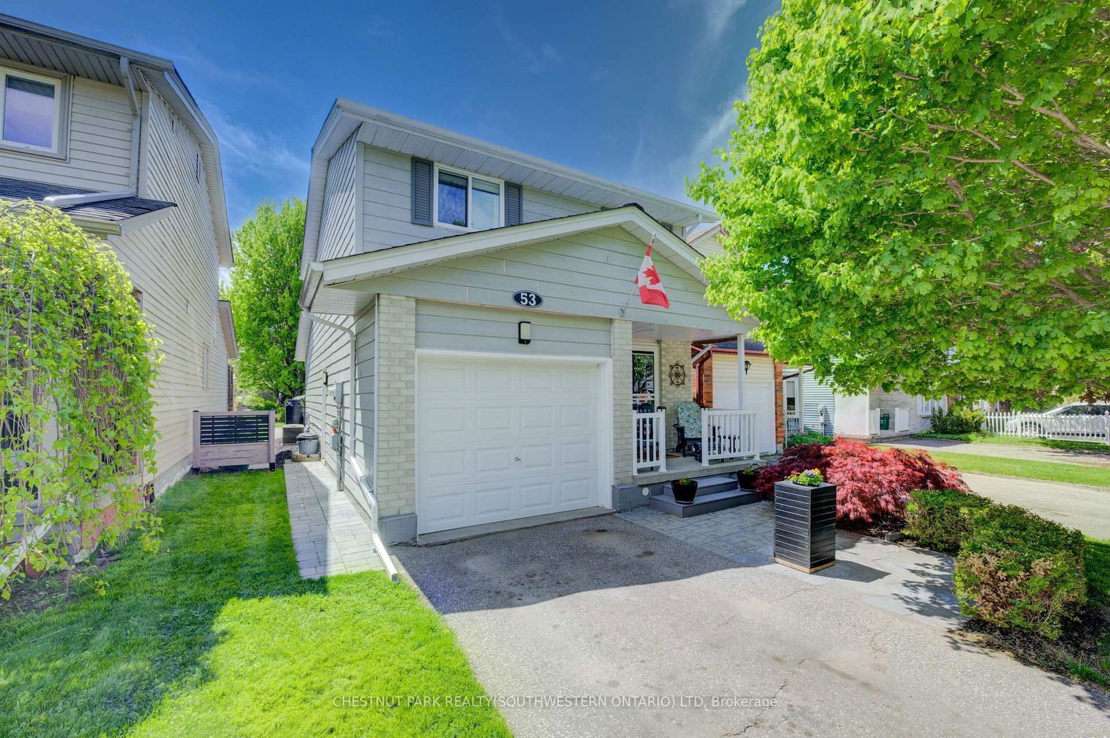 Detached House for sale at 53 Ristau Crescent, Kitchener, N2E 3A8 - MLS: X12165555