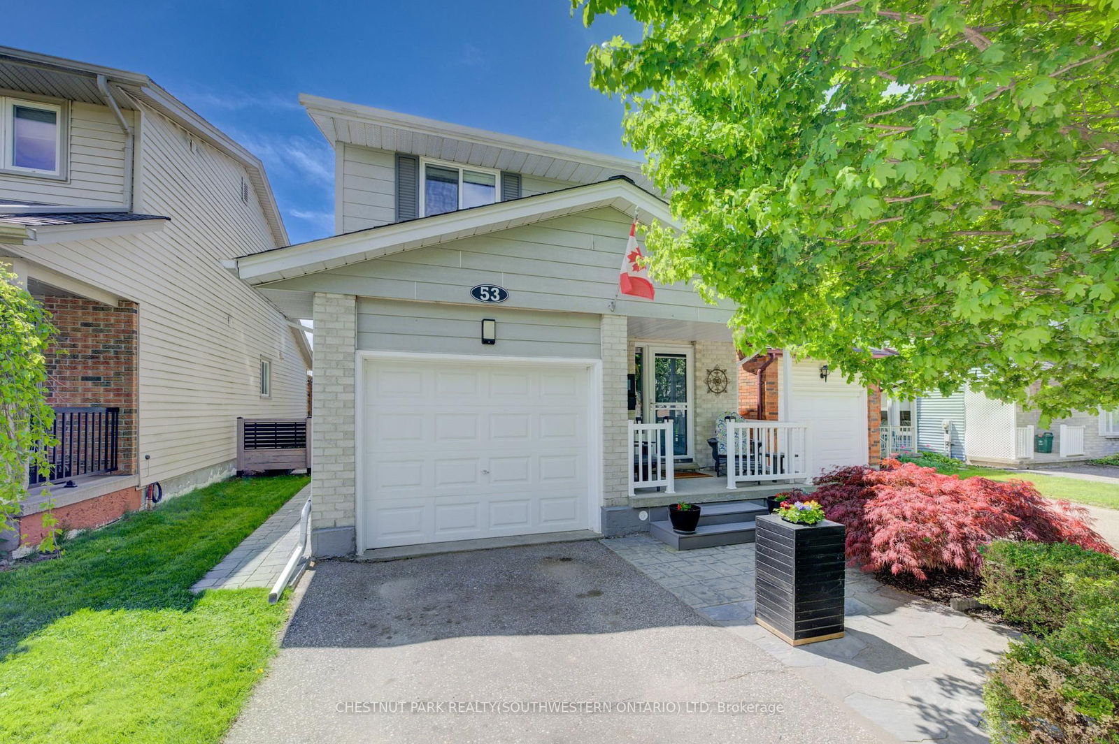 Detached House for sale at 53 Ristau Crescent, Kitchener, N2E 3A8 - MLS: X12165555