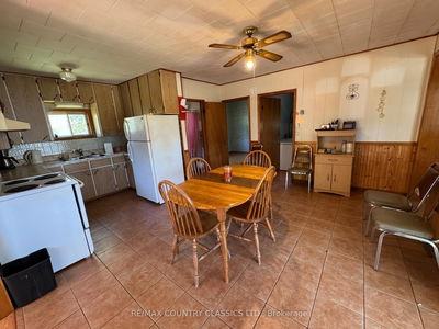 929 Musclow Greenview Rd, Bancroft - Monteagle Ward image-0-3