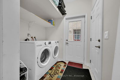 471 Thompson St, Woodstock - North image-0-3