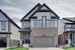 292 Chokecherry Crescent