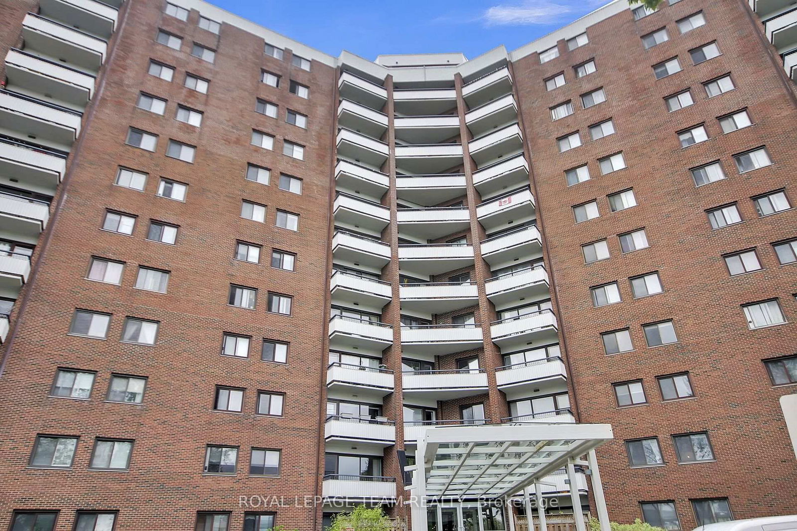 Condo for sale at 306-20 Chesterton Drive, Ottawa, Borden Farm/Stewart Farm/Carleton Heights/Parkwood Hills, K2E 6Z7 - MLS: X12165719