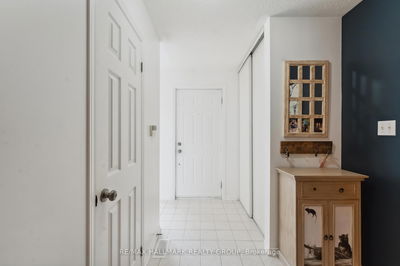1853 Loranger Crt, Orleans - Chapel Hill image-0-1