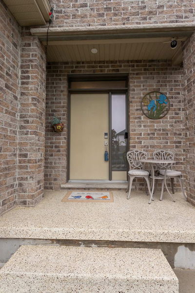 515 Chelton Rd, London South - South U image-0-4