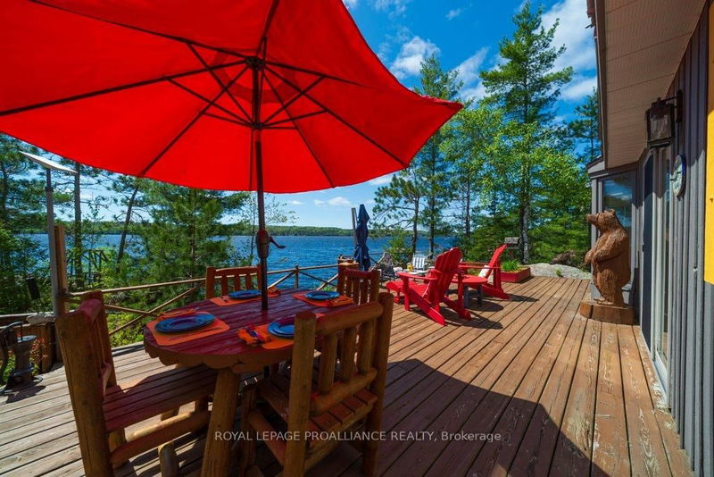 890 Mazinaw Lake, Cloyne - Addington Highlands image-0-0
