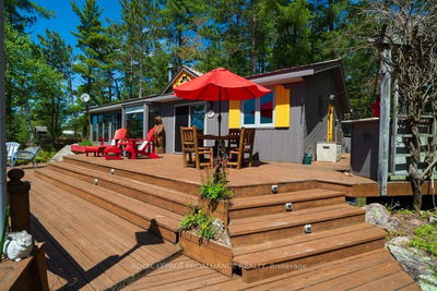 890 Mazinaw Lake, Cloyne - Addington Highlands image-0-1