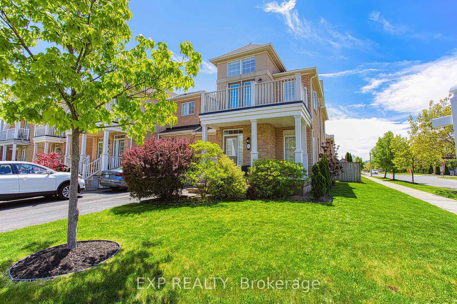 Townhouse for sale at 6 Greenstem Crescent, Hamilton, Winona Park, L8E 6G1 - MLS: X12165966