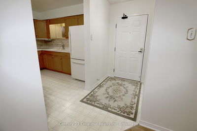 Unit 206 — 497 BIRMINGHAM St, Wellington North - Mount Forest image-0-2