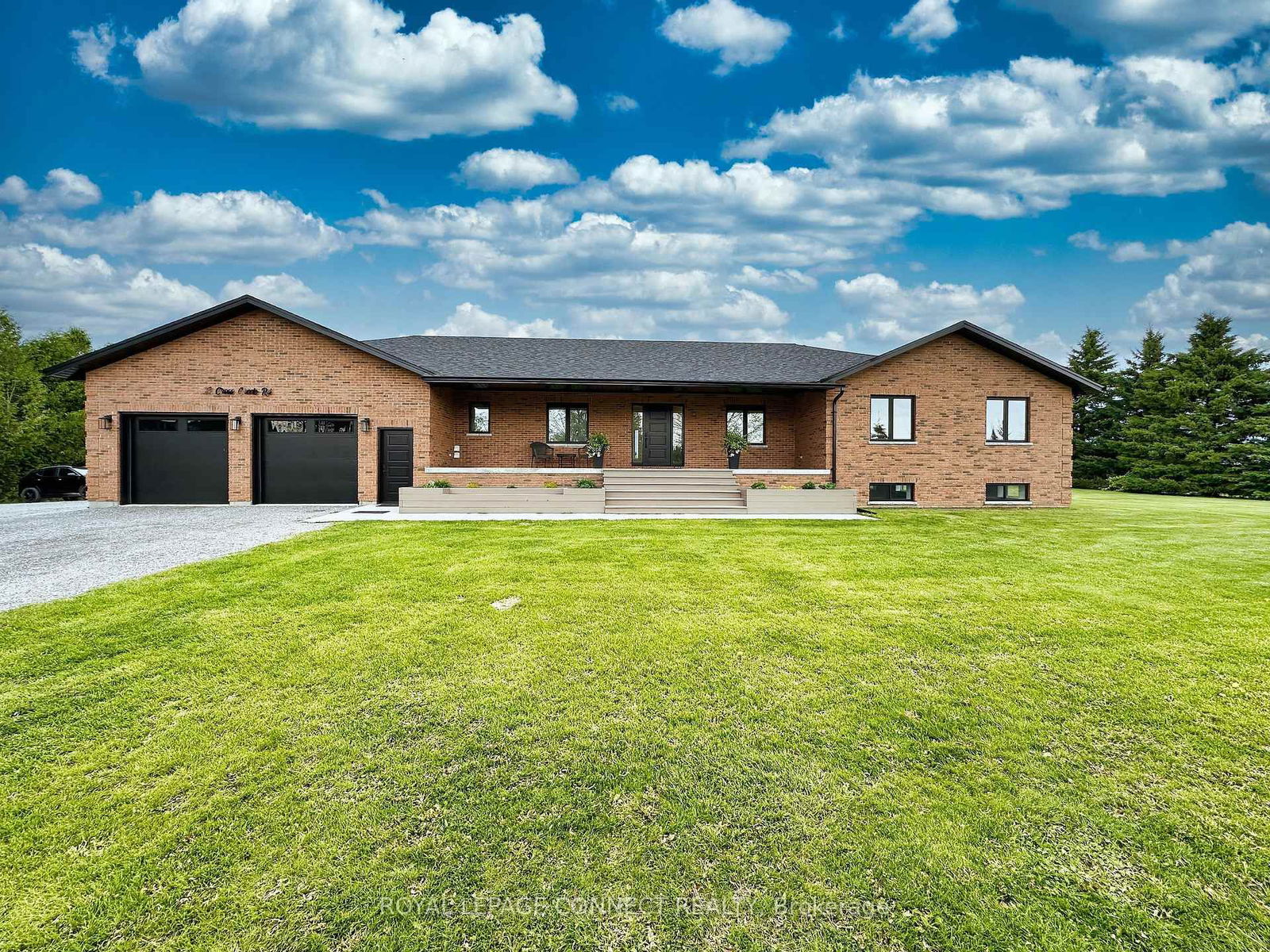 Property at 11 Cross Creek