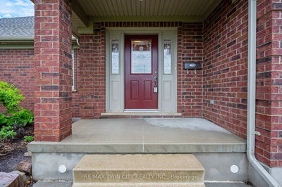 1788 Lobsinger Line, Woolwich -  image-0-4