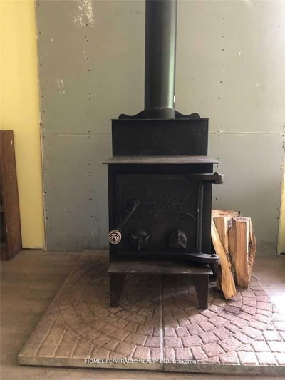 3460 Harburn Rd, Dysart et al - Harburn image-0-3