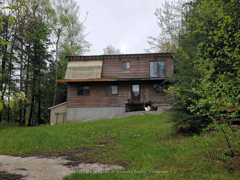 1357 Dickie Lake Rd, Lake of Bays - Mclean image-0-0