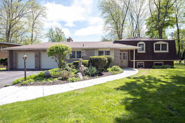 40 Fenwood Crescent