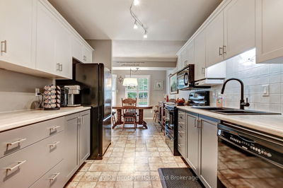 Unit 3 — 395 Springbank Ave, Woodstock - North image-0-3
