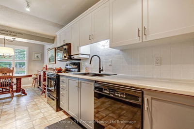 Unit 3 — 395 Springbank Ave, Woodstock - North image-0-4