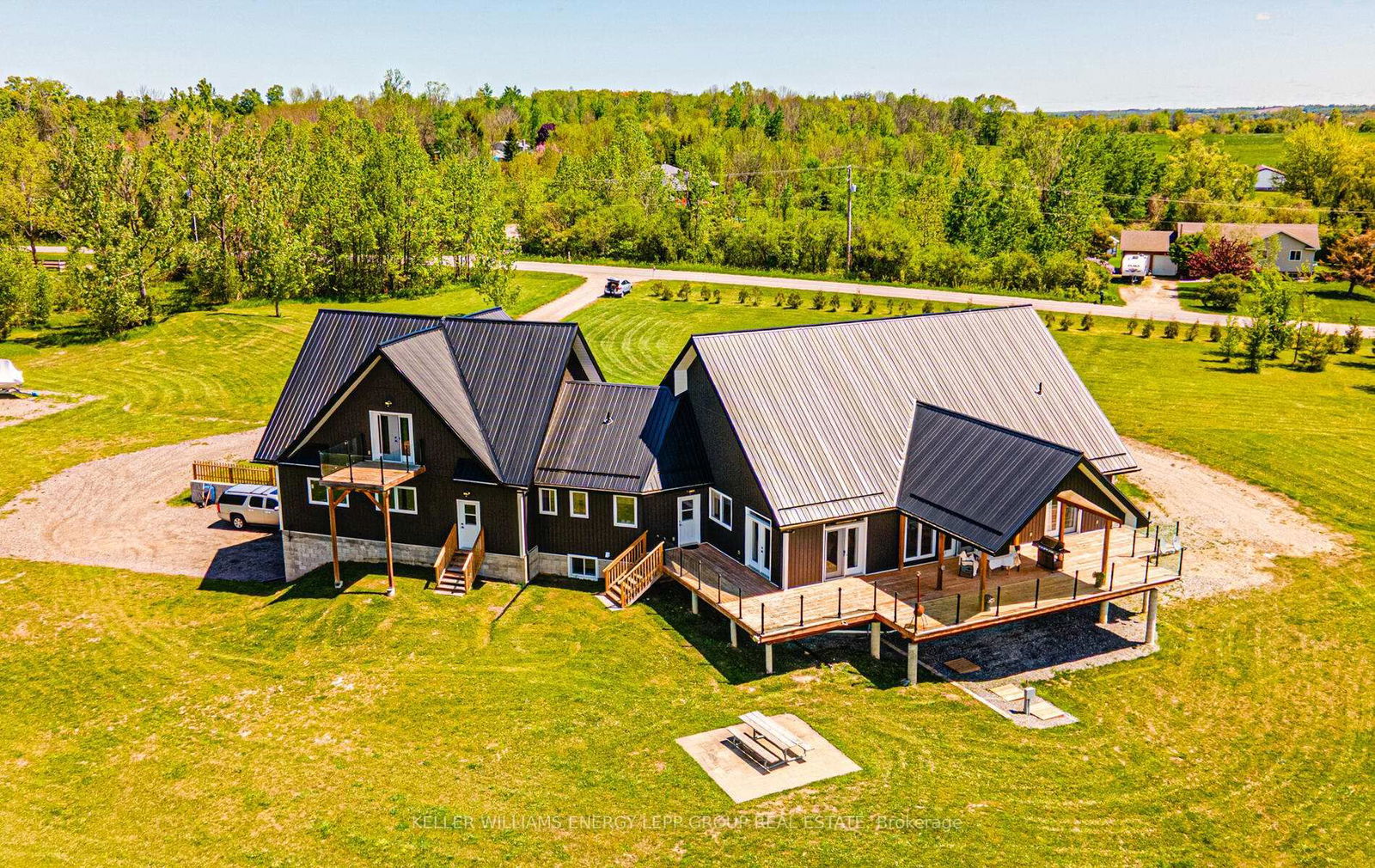 Property at 44 Ball Point