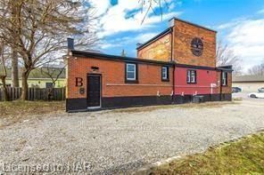 120 Main St, Port Colborne - Main Street