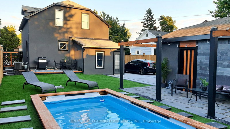 249 Wallace Ave S, Welland, L3B 1R7 | Image 2