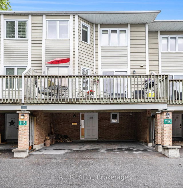 1118 Chimney Hill Way