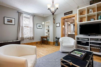 260 Wellington St, Wellington North - Mount Forest image-0-3