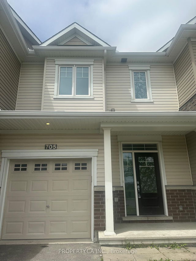 705 Décoeur Drive