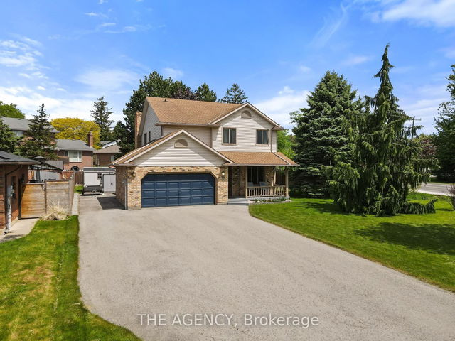 106 Spruceside Crescent