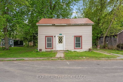 32 BALDWIN Street