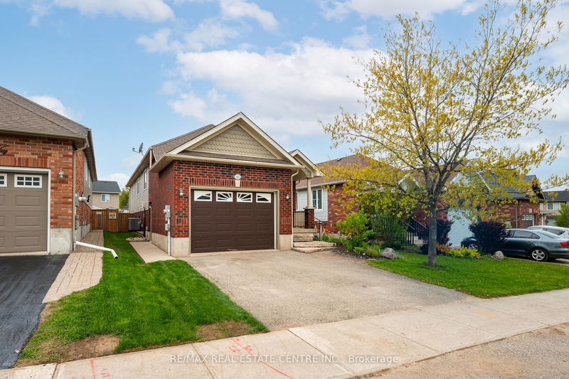 112 Fleming Way, Shelburne - Shelburne image-0-0