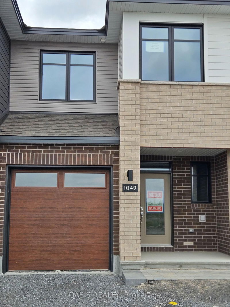 1049 Cope Dr, Stittsville - Stittsville (South) image-0-0