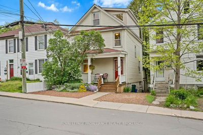 107 Raglan Rd, Kingston - East of Sir John A. Blvd image-0-1