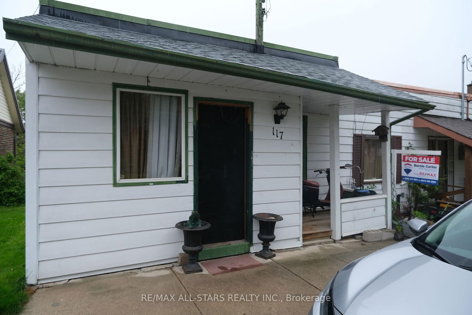 Listing Image 0