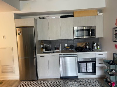 Unit 310 — 203 Catherine Street — more photos