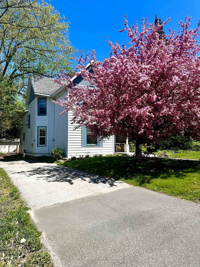17 Waubeek St, Parry Sound - Parry Sound
