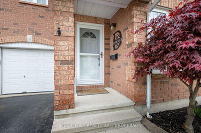 81 SCHOONER Dr, Kingston - Kingston East (Incl Barret Crt) image-0-1