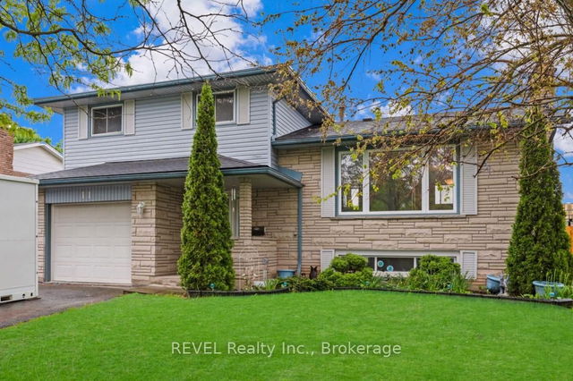 11 Graystone Crescent