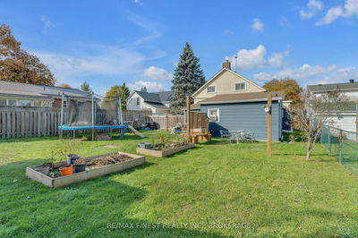 186 Thomas St, Greater Napanee - Greater Napanee image-0-3
