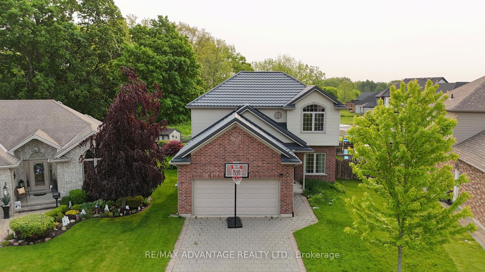 Detached House for sale at 125 Deborah Drive, Strathroy-Caradoc, NE, N7G 4E2 - MLS: X12168225