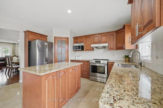 247 Lucinda Crescent