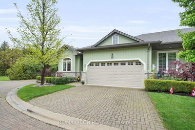 34 Oakwood Links Lane, Lambton Shores - Grand Bend image-0-1