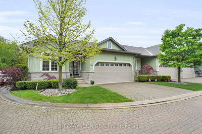 34 Oakwood Links Lane, Lambton Shores - Grand Bend image-0-2