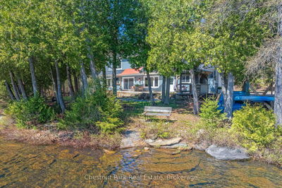 1030 Brooks Lake Rd, Lake of Bays - Sinclair