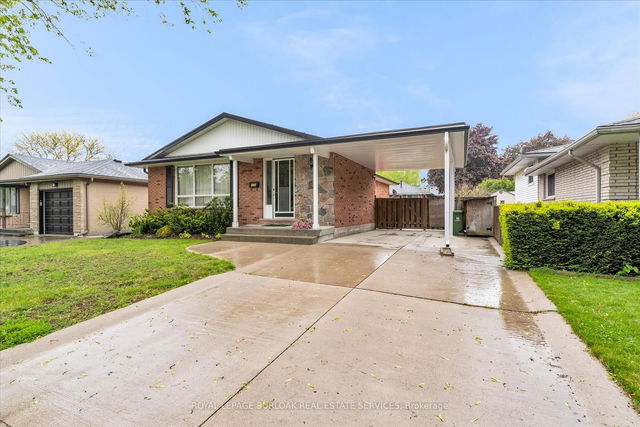 126 Pleasant Avenue