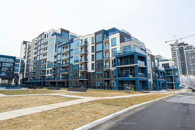 548 - 16 Concord Place