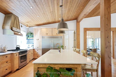 1041 Minaki Lane, Minden Hills - Minden image-0-3
